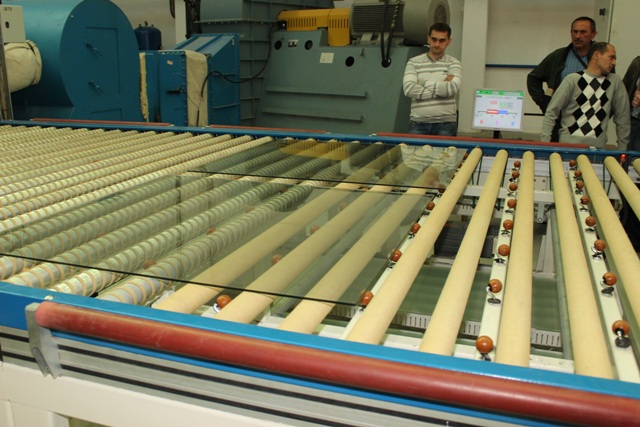 переработчик и производитель листового стекла, Glas Trösch переработчик и производитель листового стекла, Glas Trösch