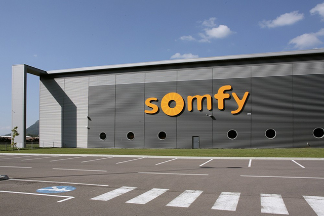 Центр исследований и инноваций Somfy, производитель интеллектуальных устройств для управления системами солнцезащиты на окнах Центр исследований и инноваций Somfy, производитель интеллектуальных устройств для управления системами солнцезащиты на окнах