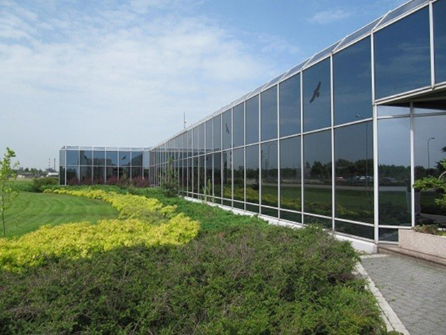 Уникальное тёмное стекло SunGuard Solar Grey 20, Guardian Уникальное тёмное стекло SunGuard Solar Grey 20, Guardian