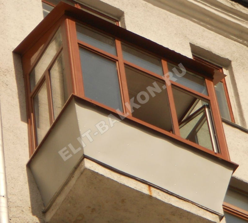 Внешняя отделка балкона гладким оцинкованным листом