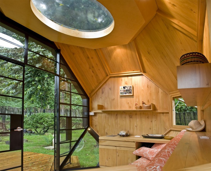 Gallery of Casey Key Guest House / Sweet Sparkman Architects - 6
