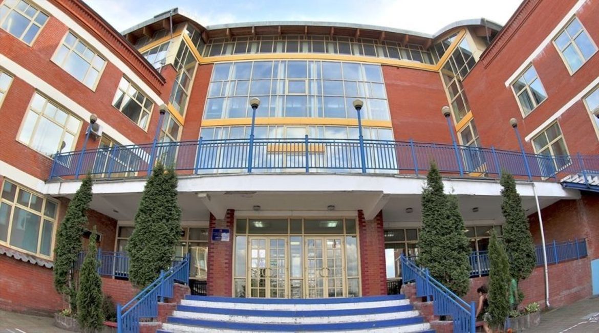 Школа № 1945 Синяя птица