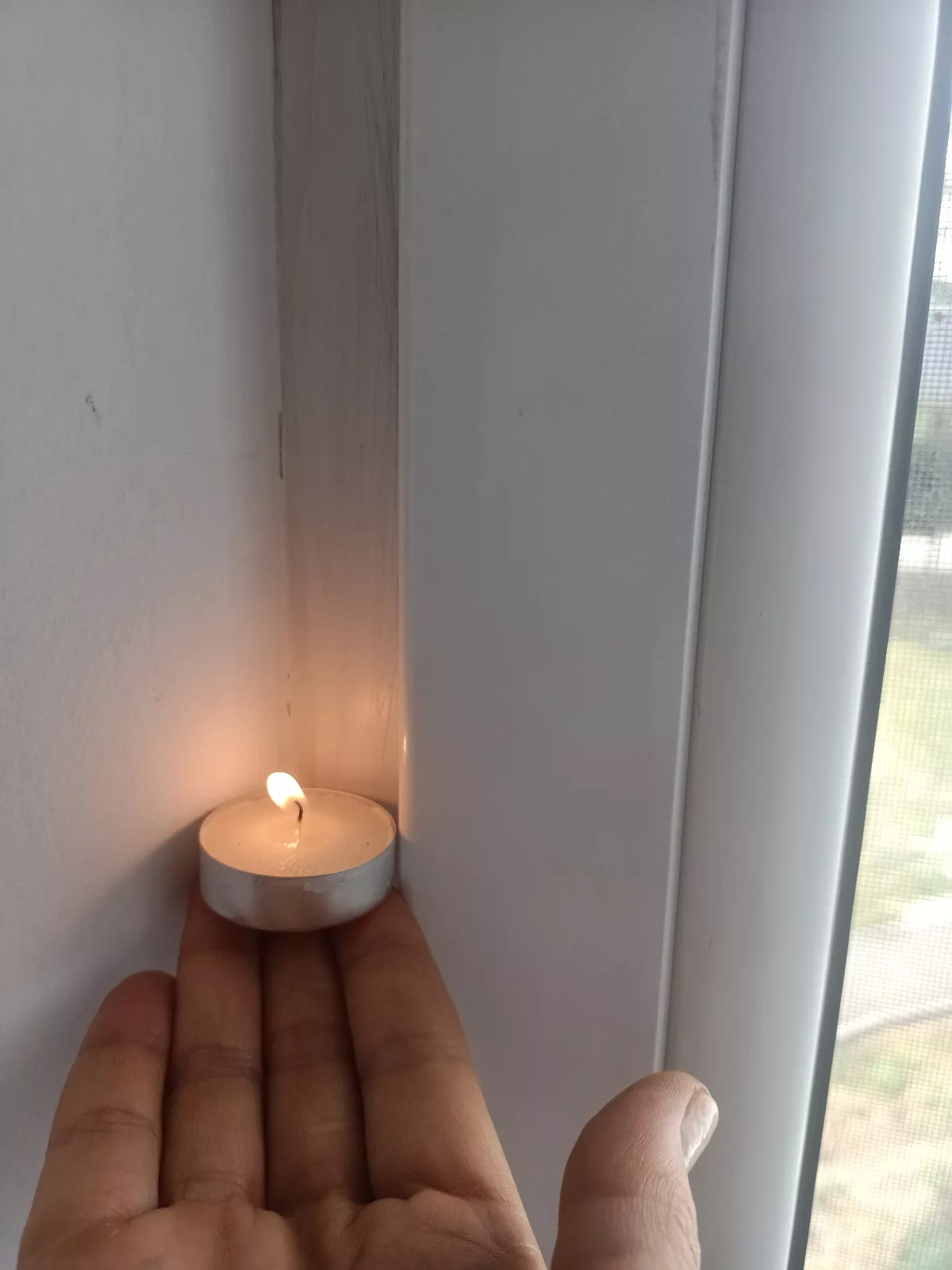Какие окна установить в деревянном доме