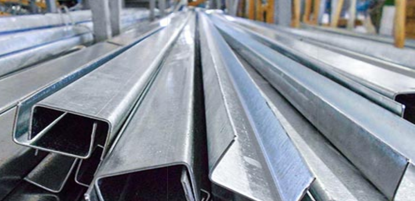 Швеллер гнутый 60х40х3. Швеллер гнутый 140*80*4. Швеллер 100*50*3. Швеллер гнутый 300х150х150 мм l=300мм. Швеллер гнутый 120х50х3.