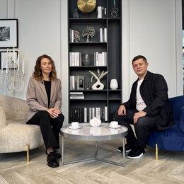 Видеоинтервью  с Юрием Бешенцевым, ФУТУРУСС, о рынке фурнитуры, армирования и уплотнителей по итогам 2024
