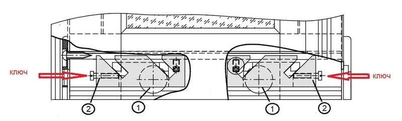Фото: нижняя часть створки: 1) – ролики, 2) – регулировочные винты, стрелки – место установки регулировочного ключа, окна на лоджии