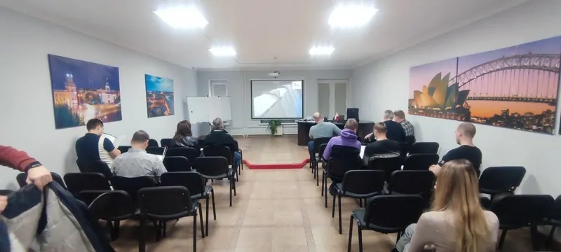 Фото: тренинг для сотрудников компании «Финестра-Промстрой» в городе Кемерово
