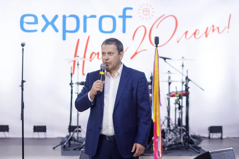 Фото: Василий Бочкарев выступил с праздничной речью перед гостями и партнерами 