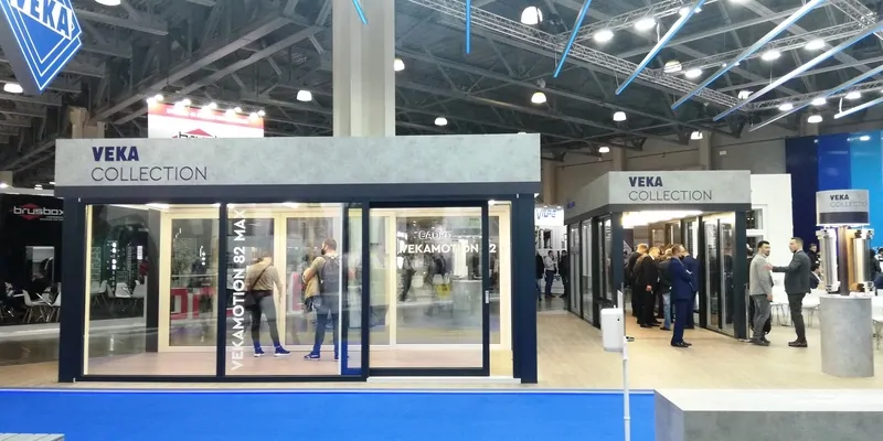 Фото: подъемно-сдвижная дверь VEKA Motion 82, 