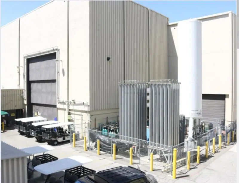 фото: один из лидеров белорусского рынка пластиковых и алюминиевых конструкций, располагающийся в Могилеве, имеет gроизводственную мощность около 1.500 оконных элементов в день. Объем производства может быть оперативно удвоен, © Avansum