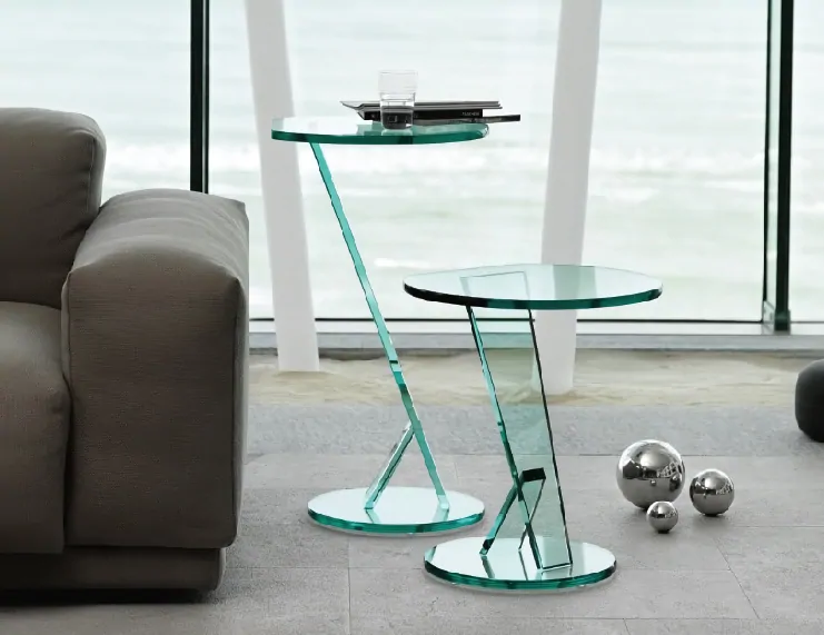 Фото: Pilkington Optifloat Clear® – прозрачное стекло 15 мм толщиной, © firstinglass.ru