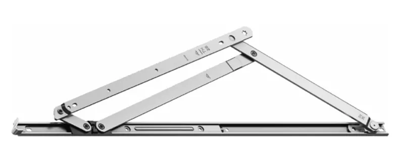 Фрикционные ножницы HX 26" для верхнеподвесных окон с усиленной осью из нержавеющей стали обеспечивают постоянную высокую функциональную надежность и долговечность больших окон, открывающихся наружу. © Roto 