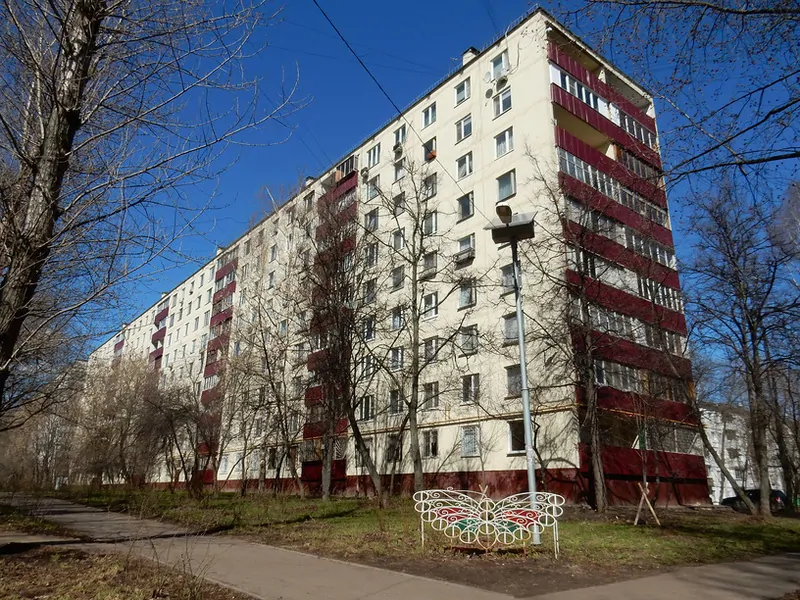 Фото: Брежневка серии II-57. © Фoтобанк Лoри 