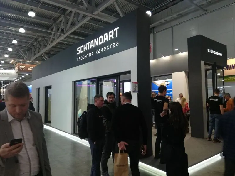 Фото: стенд SCHTANDART на Mosbuild 2023, © oknamedia