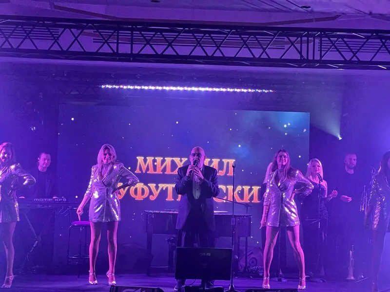 Выступление Михаила Шуфутинского. © oknamedia 
