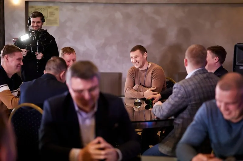 ОКОННЫЙ ФУТУРИЗМ в Казани © FUTURUSS 