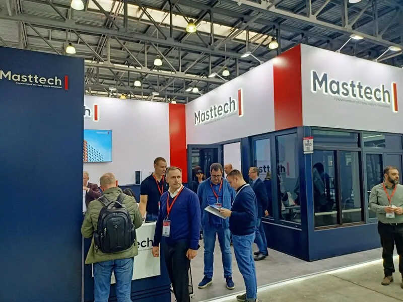 Фото: стенд MASTTECH на Mosbuild 2024, © oknamedia 