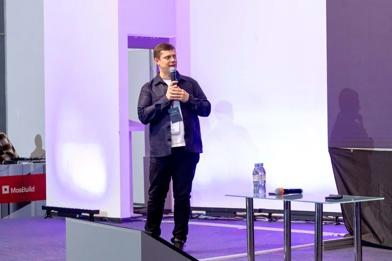 Фото: ОКОННЫЙ ФУТУРИЗМ В МОСКВЕ, © FUTURUSS