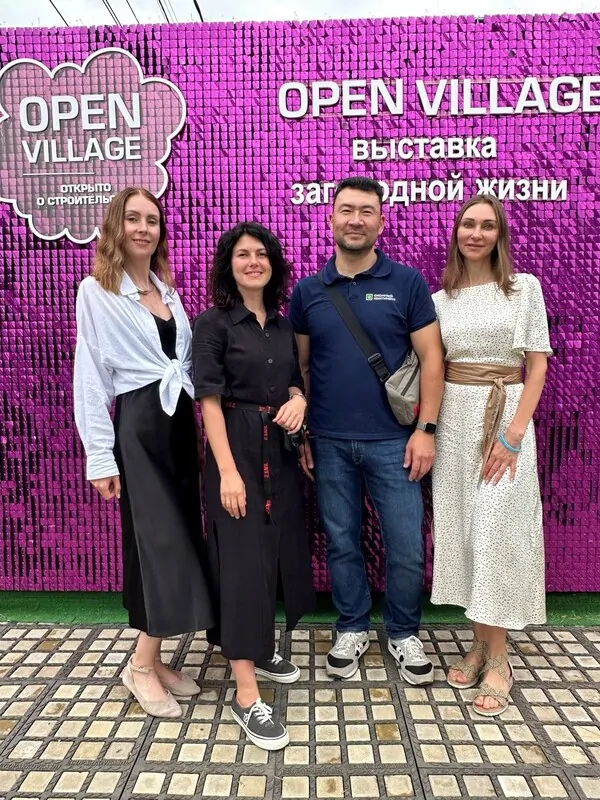 ОКНА МЕДИА, Оконный Континент и РЕХАУ на Старте Сезона на OPEN VILLAGE 2024 © oknamediа 