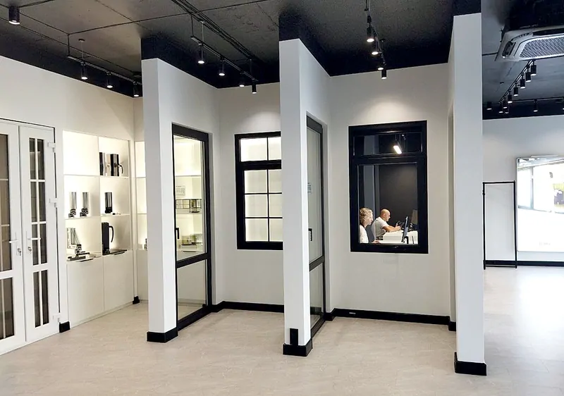 Фото: шоурум компании «Гленс» © РЕХАУ 