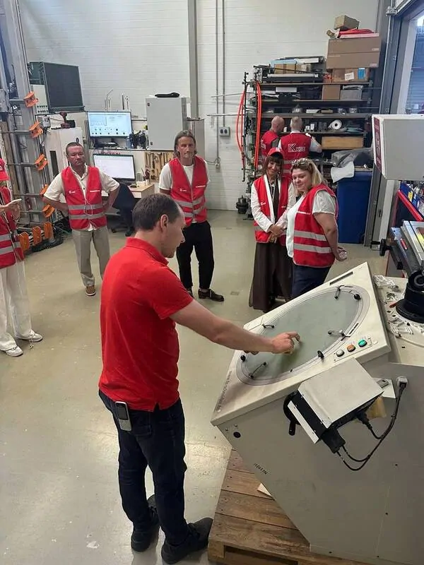 © профайн РУС  