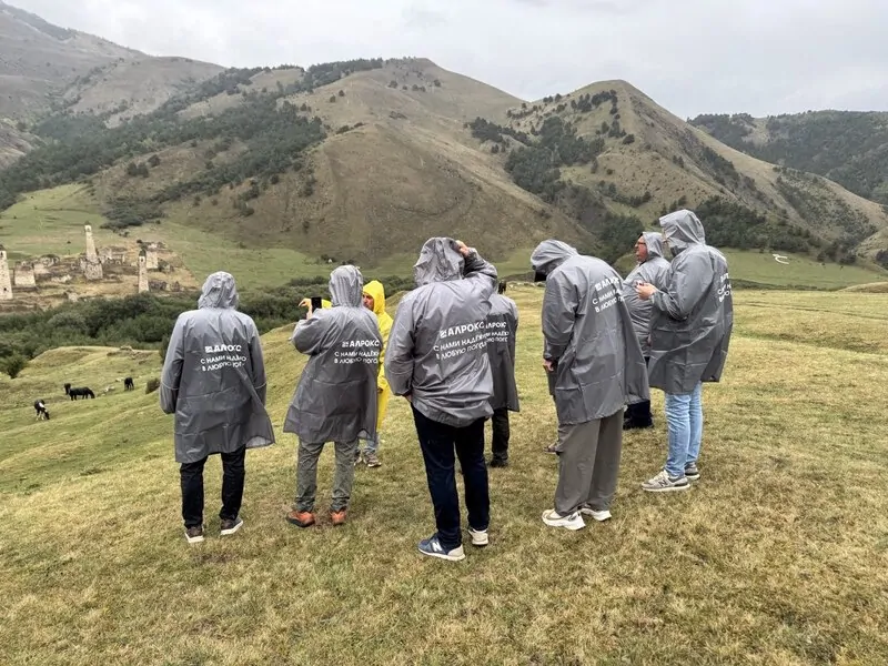 Поездка в горы. © оknamedia  