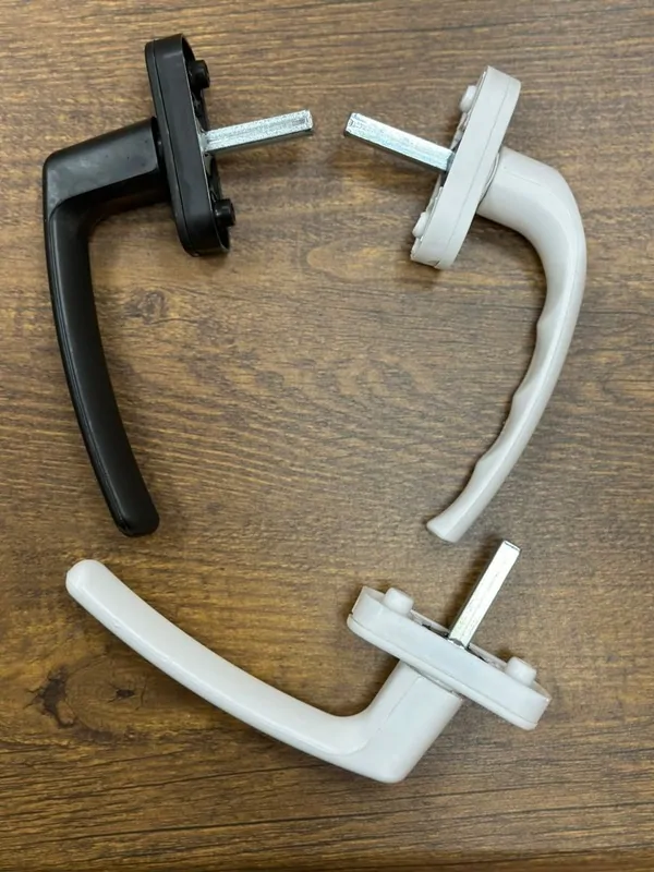 Оконные ручки BAUTECH серии Berlin и Milano. © ЕТС Групп 