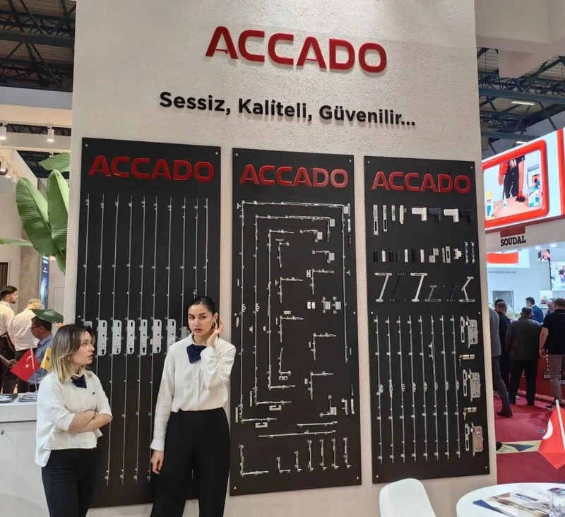 Известная среди российских оконных компаний фурнитура  ACCADO на Eurasia Window 2025. © oknamedia 