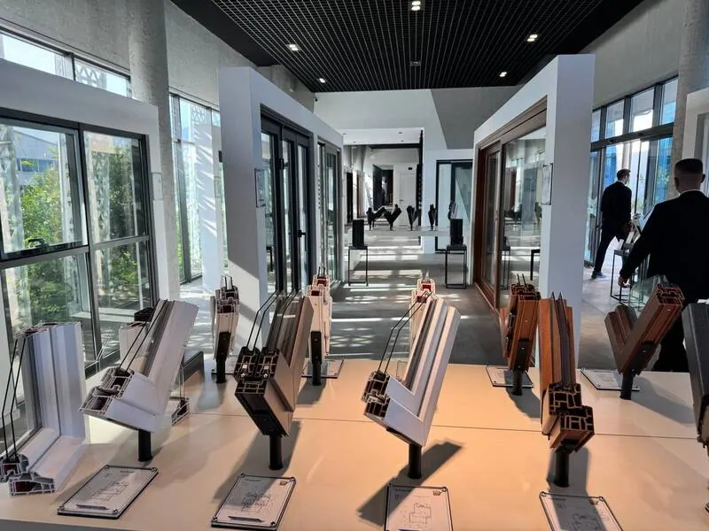 Шоу-рум ADO GROUP. © oknamedia 