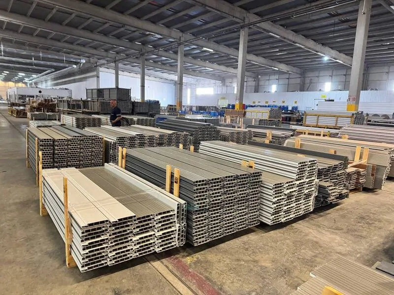 Производство межкомнатных дверей из композитных материалов ADOKAPI. © oknamedia 