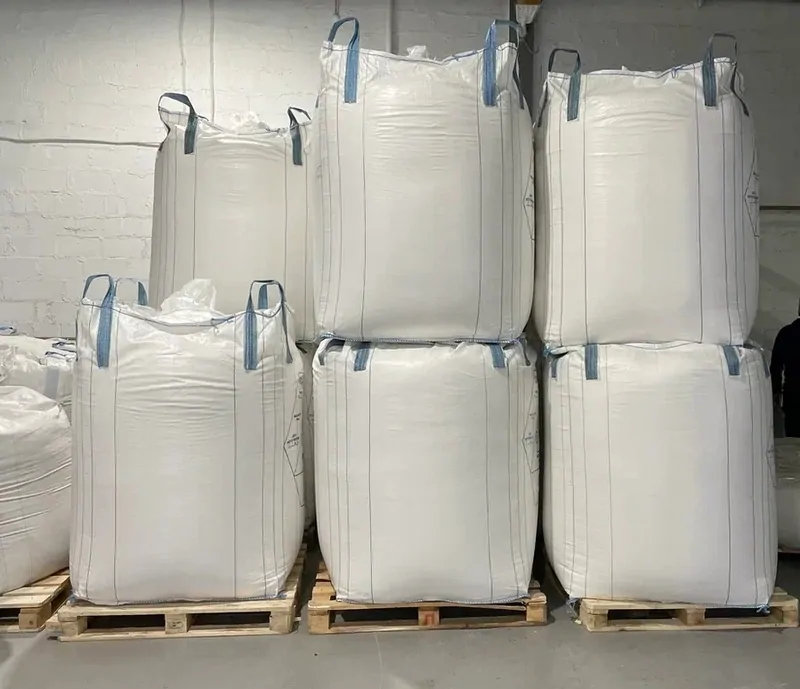 Фото: ПВХ-С в биг-бегах, © oknamedia