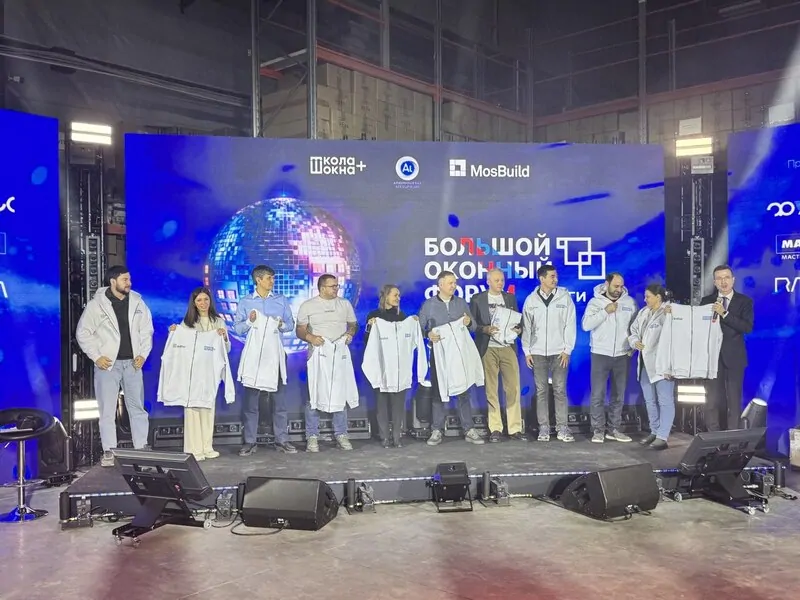 Награды  оконным компаниям за лучшие сайты в отрасли от Школы Окна+ © oknamedia