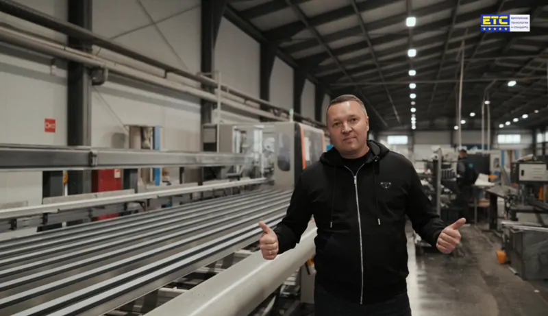 Ежедневная сборка пластиковых окон на современном внутреннем производстве. © ЕТС ГРУПП 