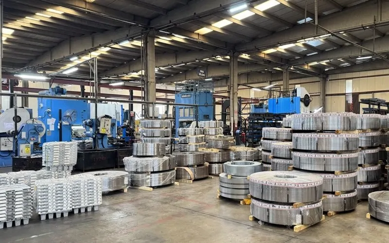 Штамповка и вырубка на производстве фурнитуры ACCADO