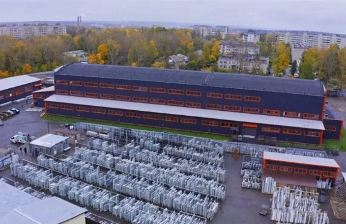 Фото: производственная площадка компании ООО «ПК «Окна Столицы», © РЕХАУ 