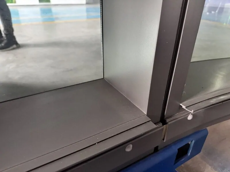 2 соединенные секции модульного фасада, © oknamedia