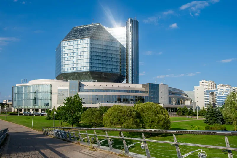 Фото © Фoтобанк Лори    